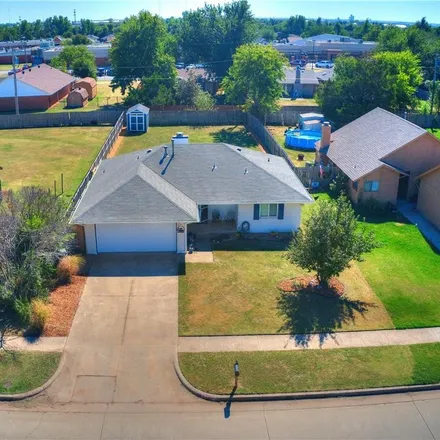 Buy this 3 bed house on 400 West 7th Street in Edmond, OK 73003