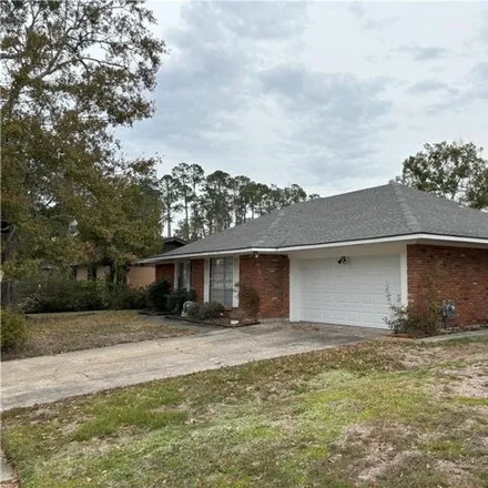 Buy this 4 bed house on 1414 Englewood Drive in Pine Shadows, Slidell