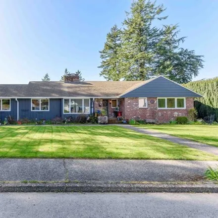 Buy this 4 bed house on 1645 North 14th Street in Coos Bay, OR 97420