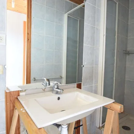 Rent this 2 bed apartment on 21 Rue Saint-François Régis in 43000 Le Puy-en-Velay, France