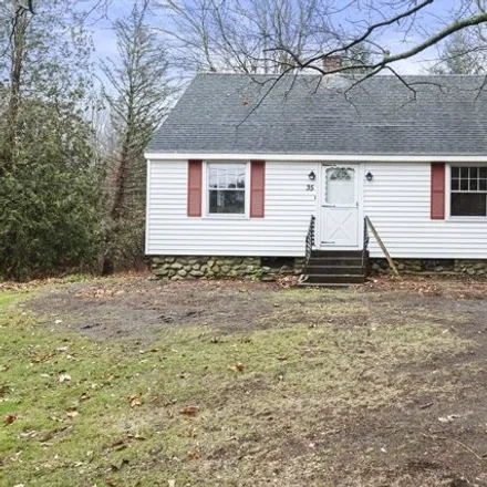 Buy this 3 bed house on 35 Auburn Road in Old Common, Millbury