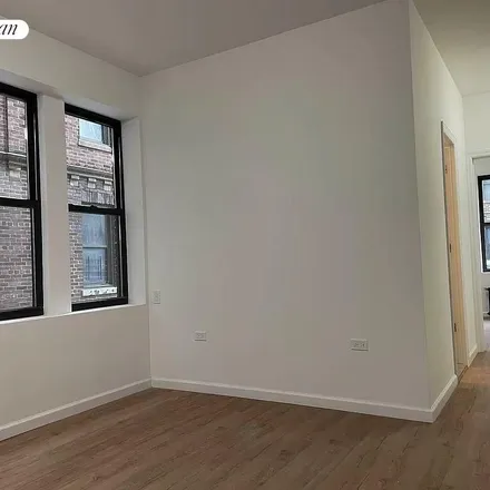 Image 4 - 43-29 39th Place, New York, NY 11104, USA - Apartment for rent