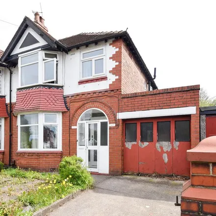 Rent this 4 bed duplex on Mauldeth Road Primary School in Senior Avenue, Manchester