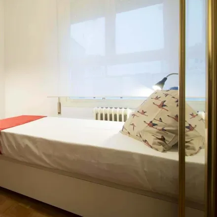Rent this 1 bed room on Calle del General Zabala in 11, 28002 Madrid