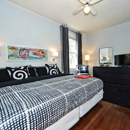 Rent this 2 bed apartment on Charlotte