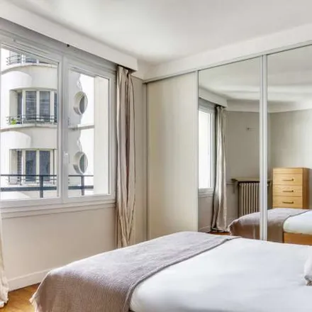 Image 7 - 13 Avenue des Ternes, 75017 Paris, France - Apartment for rent