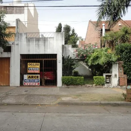 Buy this 2 bed house on Santiago Apostol y San Carlos Borromeo in Igualdad, Partido de Morón