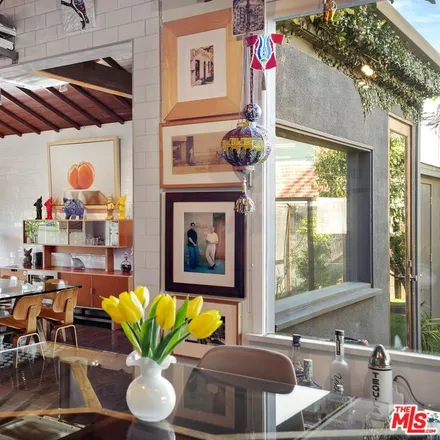Image 7 - 2215 Wellesley Avenue, Los Angeles, CA 90064, USA - House for sale