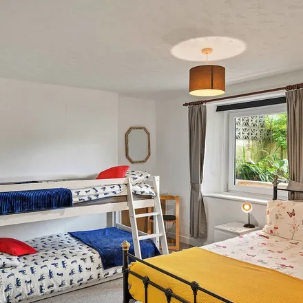 Image 4 - Torbay, TQ4 6EN, United Kingdom - Apartment for rent
