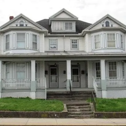 Buy this 6 bed house on 703 West King Street in Rosemont, Martinsburg
