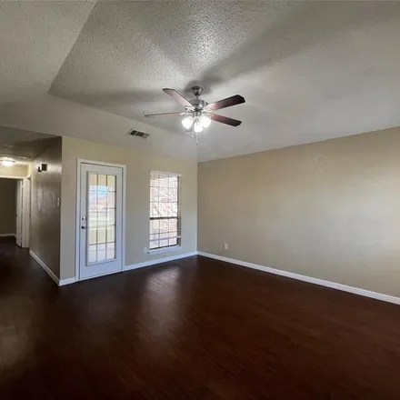 Image 4 - 1134 Landsdale Lane, Saginaw, TX 76179, USA - Apartment for rent