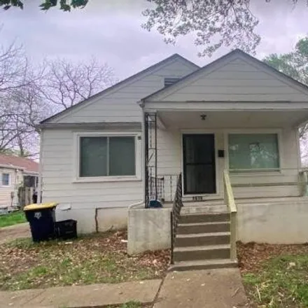 Buy this 3 bed house on 8019 Flora Avenue in Kansas City, MO 64131