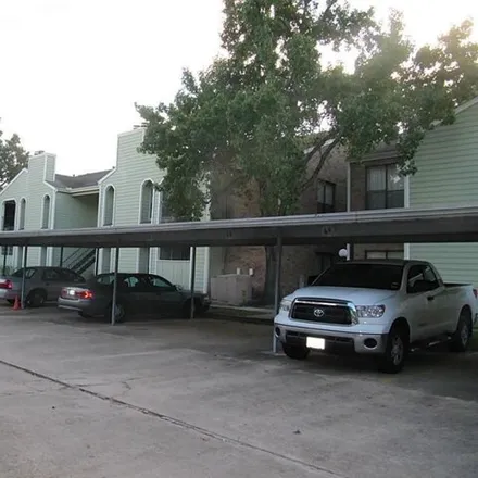 Image 2 - 6560 Harbor Town Drive, Houston, TX 77036, USA - Condo for rent