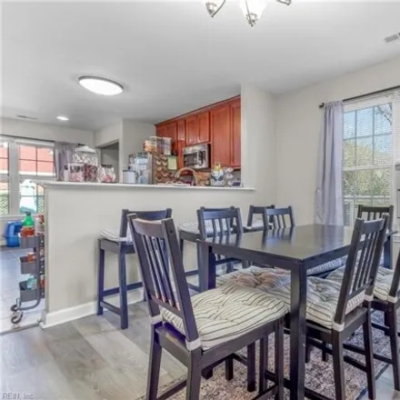 Image 4 - 1100 Rugby Street, Norfolk, VA 23504, USA - House for sale