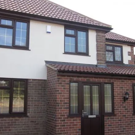 Rent this 6 bed duplex on Prince Charles Avenue in Ashbourne Road, Derby