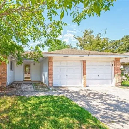 Rent this 3 bed house on 16776 Gleneagle Drive in Montgomery County, TX 77385
