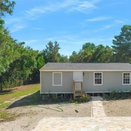 Buy this studio apartment on 9736 Lake Drive in Hernando County, FL 34613