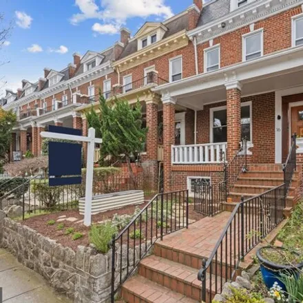 Buy this 3 bed house on 16 W Street Northwest in Washington, DC 20001