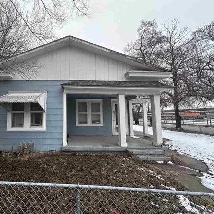 Buy this 2 bed house on 104 Northeast Lake Street in Topeka, KS 66616