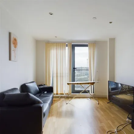 Image 2 - A63, Leeds, LS9 8NQ, United Kingdom - Apartment for rent