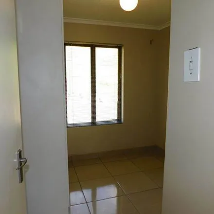 Image 6 - Langton Road, Montclair, Durban, 4004, South Africa - Apartment for rent