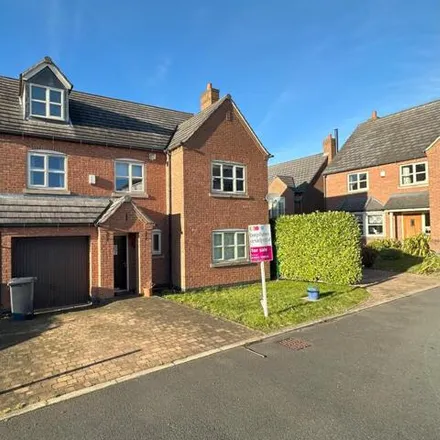 Buy this 5 bed house on unnamed road in Burton-on-Trent, DE15 0PW