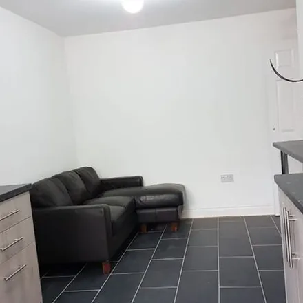 Image 7 - 13 Wendiburgh Street, Coventry, CV4 8HB, United Kingdom - Townhouse for rent