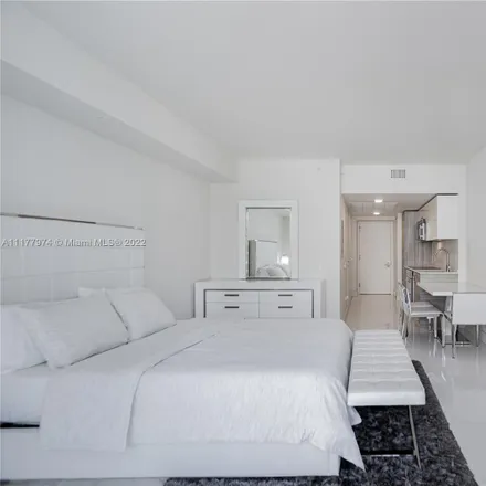 Image 3 - Brickell House, 1300 Brickell Bay Drive, Miami, FL 33131, USA - Condo for rent