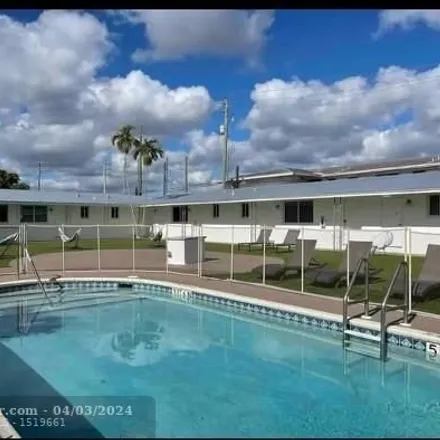 Rent this studio condo on 638 North 20th Avenue in Hollywood, FL 33020