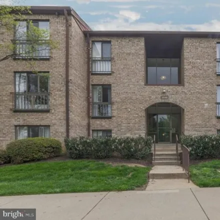 Buy this 2 bed condo on 2057 Royal Fern Court in Reston, VA 20191