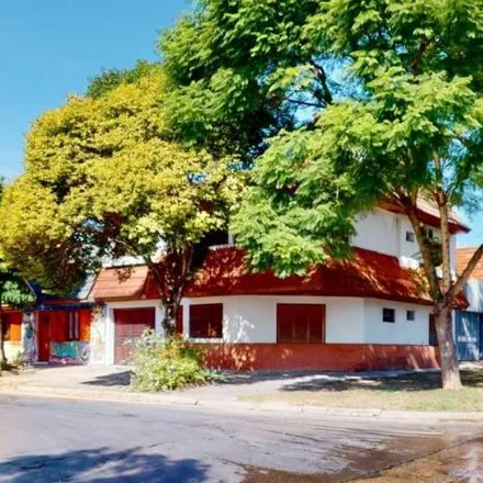 Buy this 1studio house on Avenida 25 1901 in Partido de La Plata, 1900 La Plata