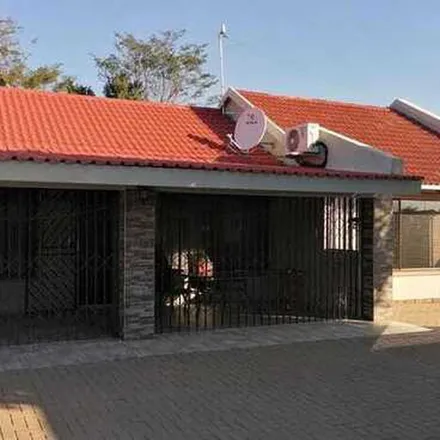 Image 3 - Mozart Road, Wilgeheuwel, Roodepoort, 2040, South Africa - Apartment for rent