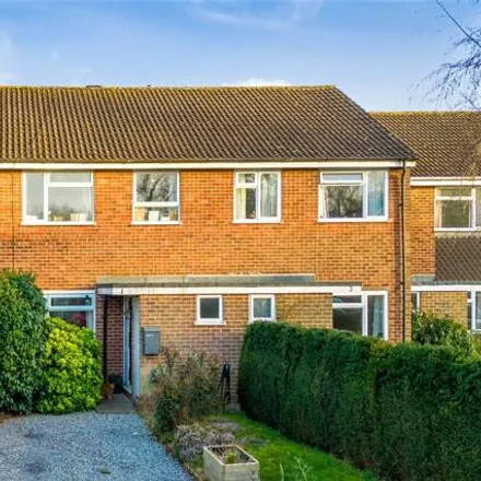 Buy this 3 bed townhouse on Bedford Close in Newbury, RG14 6SU