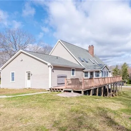 Image 6 - 10 Hiscox Road, Westerly, RI 02891, USA - House for sale