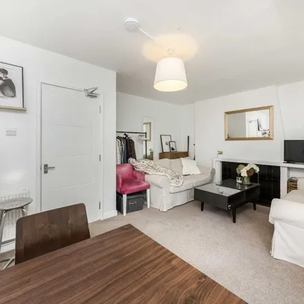 Rent this 3 bed apartment on Cavendish Play Area in Cavendish Close, London