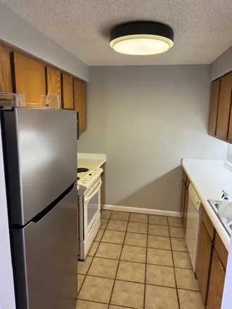 Rent this 3 bed condo on 411 lakewood circle