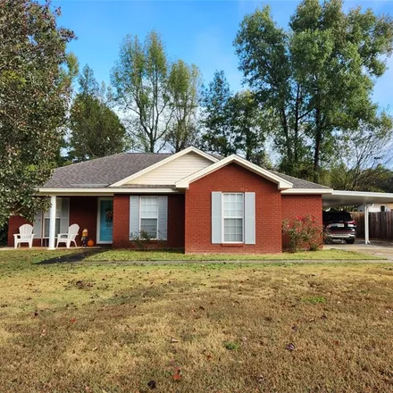 Buy this 4 bed house on 811 Joan Lane in Prattville, AL 36067