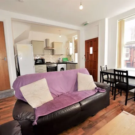 Rent this 1 bed apartment on Thornville Avenue in Leeds, LS6 1JS