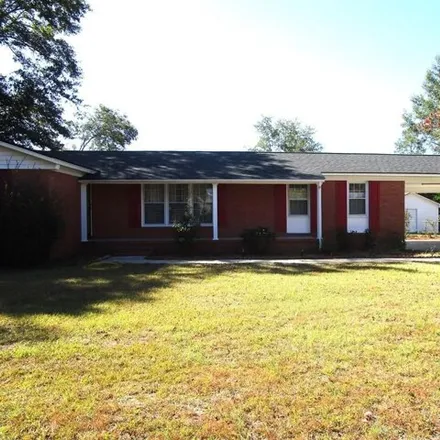 Rent this 3 bed house on 502 Manchester Dr in Manning, South Carolina