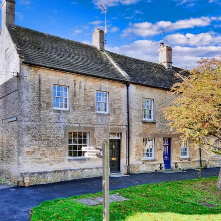 Rent this 3 bed duplex on Fire Station in West End, Northleach