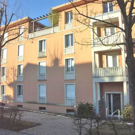 Rent this 4 bed apartment on Felsenrainstrasse 73 in 8052 Zurich, Switzerland