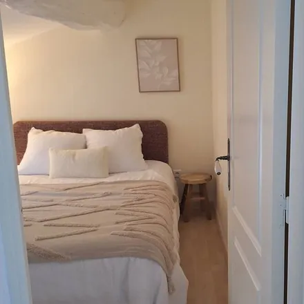 Rent this 2 bed house on 42155 Saint-Jean-Saint-Maurice-sur-Loire