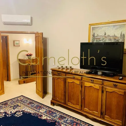 Rent this 5 bed apartment on Via Vincenzo Gioberti 37 R in 50121 Florence FI, Italy