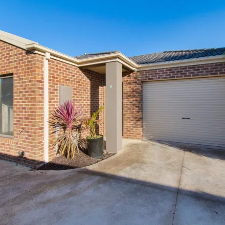 Image 3 - Westcliffe Crescent, Sebastopol VIC 3356, Australia - Townhouse for rent