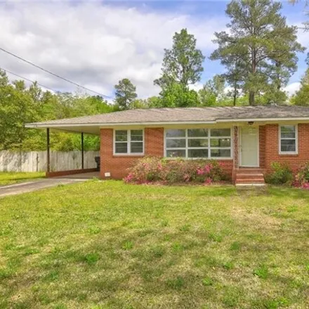 Rent this 3 bed house on 3566 Doster Way in Lake Arrowhead, Macon