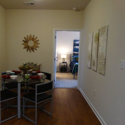 2 Bed Apartment At The Flats At Campus Pointe 1201 Campus