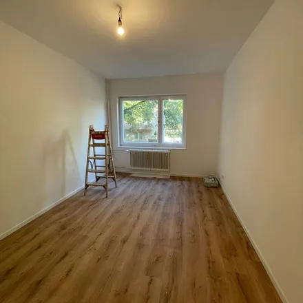 Rent this 3 bed apartment on Emmentaler Straße 96 in 13409 Berlin, Germany