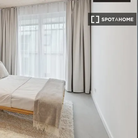Rent this 4 bed room on Almas in Beusselstraße 44R, 10553 Berlin