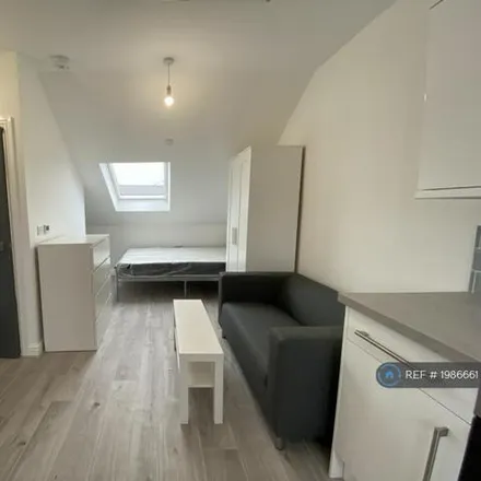 Rent this studio apartment on 9 Woodville Road in Cardiff, CF24 4DW