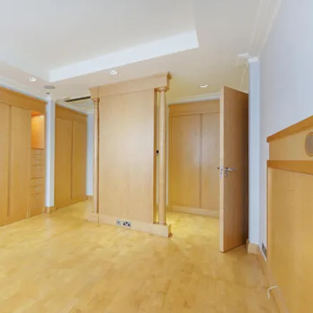 Image 5 - Imperial Court, 55-56 Prince Albert Road, Primrose Hill, London, NW8 7SA, United Kingdom - Room for rent